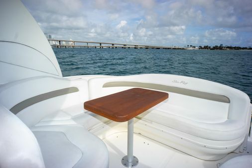 Sea Ray 320 Sundancer image