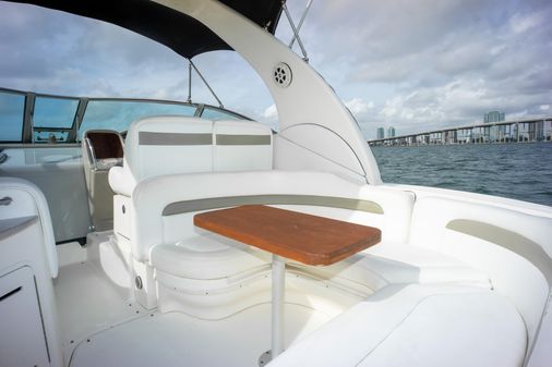 Sea Ray 320 Sundancer image