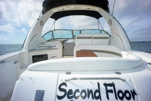 Sea Ray 320 Sundancer image