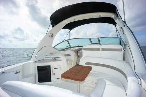 Sea Ray 320 Sundancer image