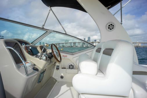 Sea Ray 320 Sundancer image