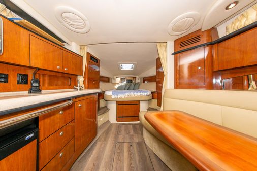 Sea Ray 320 Sundancer image