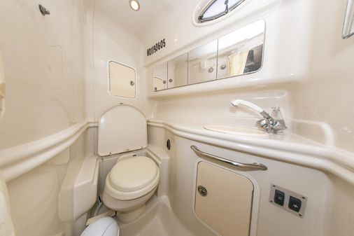 Sea Ray 320 Sundancer image