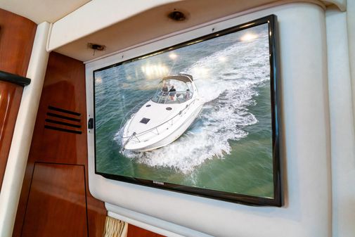 Sea Ray 320 Sundancer image