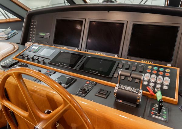 Ocean Alexander 80 Cockpit Motoryacht image