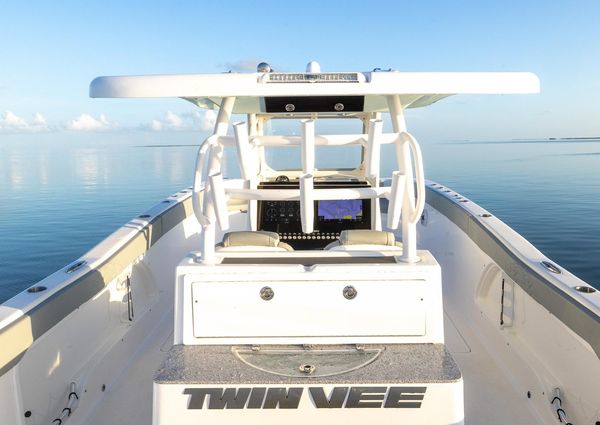 Twin-vee 340-GFX-CC image