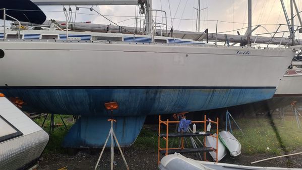 Beneteau Mooring 38 image