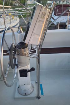 Beneteau Mooring 38 image