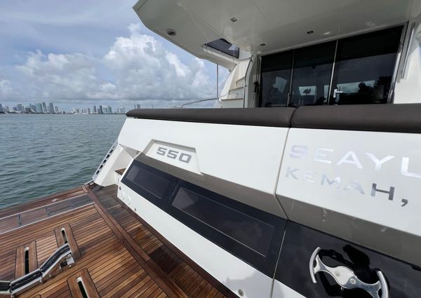 Galeon 550 Fly image