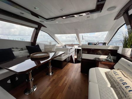 Galeon 550 Fly image