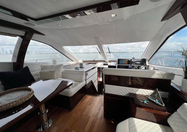 Galeon 550 Fly image