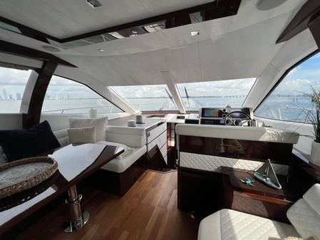 Galeon 550 Fly image