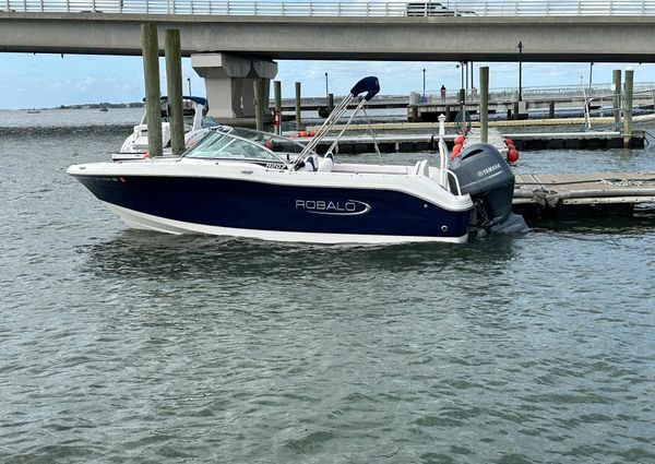 Robalo R207-DUAL-CONSOLE image