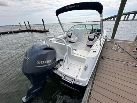 Robalo R207-DUAL-CONSOLE image