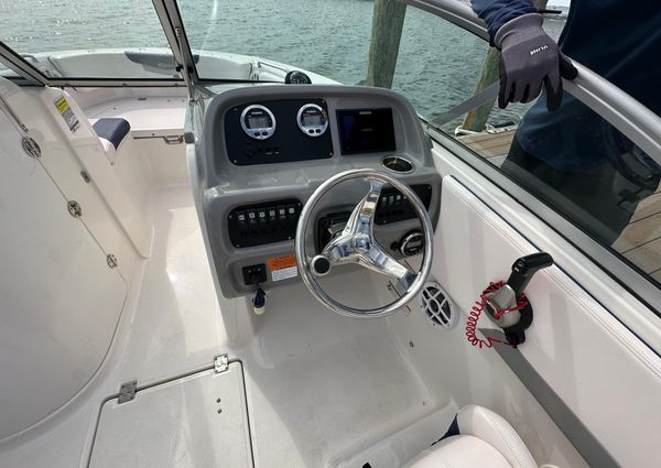 Robalo R207-DUAL-CONSOLE image