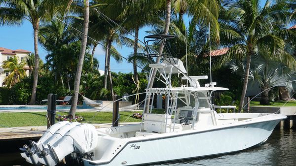 SeaVee 39