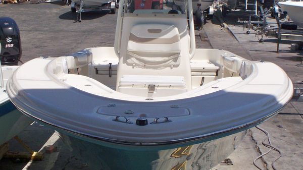 Pioneer 220 Bay Sport