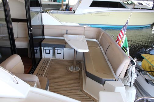 Sea Ray 400 Sundancer image