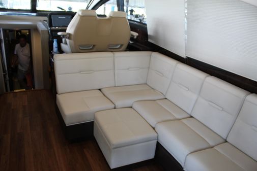 Sea Ray 400 Sundancer image