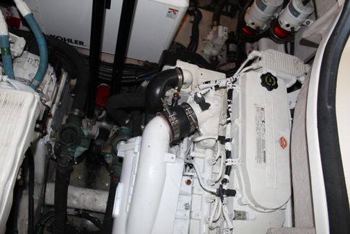 Sea Ray 400 Sundancer image