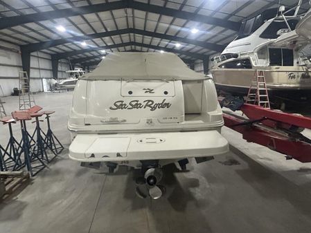 Sea Ray 245 Weekender image