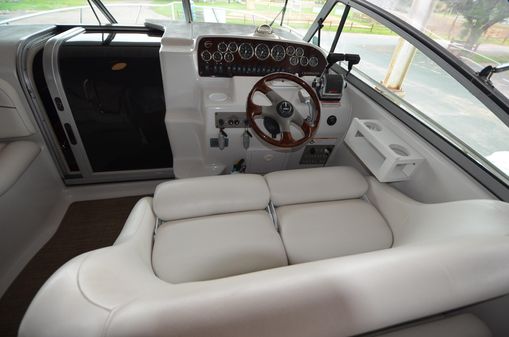 Crownline 290 CR image