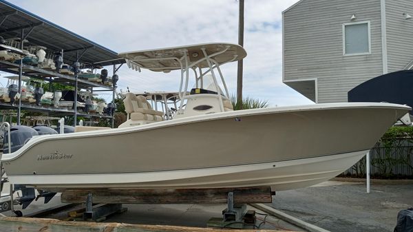 NauticStar 2500XS Offshore