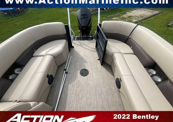 Bentley-pontoons 243-NAVIGATOR image