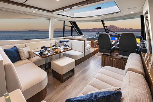 Riviera 6800-SPORT-YACHT-PLATINUM-EDITION image