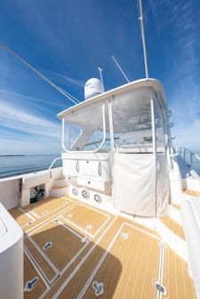 Intrepid 475 Sport Yacht image