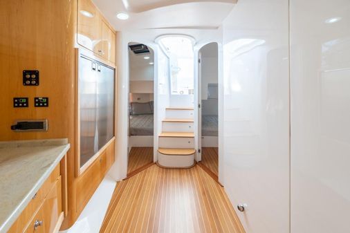 Intrepid 475 Sport Yacht image