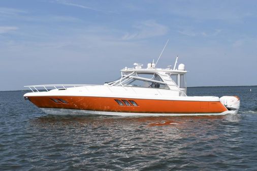 Intrepid 475 Sport Yacht image