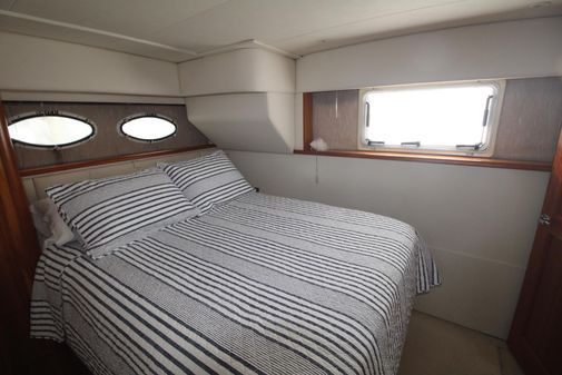 Silverton 392 Motor Yacht image