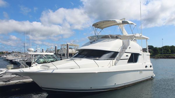 Silverton 392 Motor Yacht