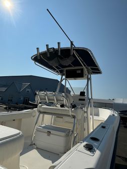 Sea Hunt Triton 232 image