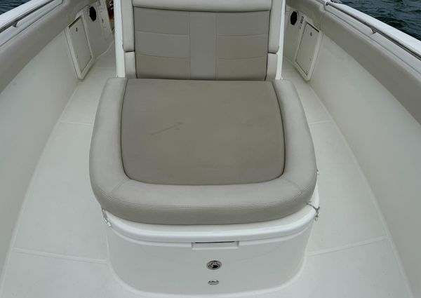 Boston Whaler 330 Outrage image