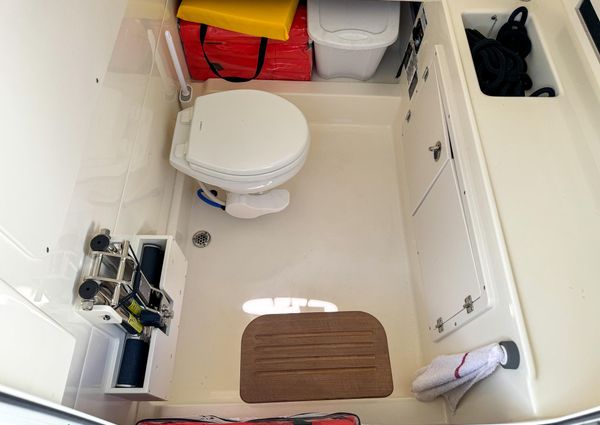 Boston Whaler 330 Outrage image