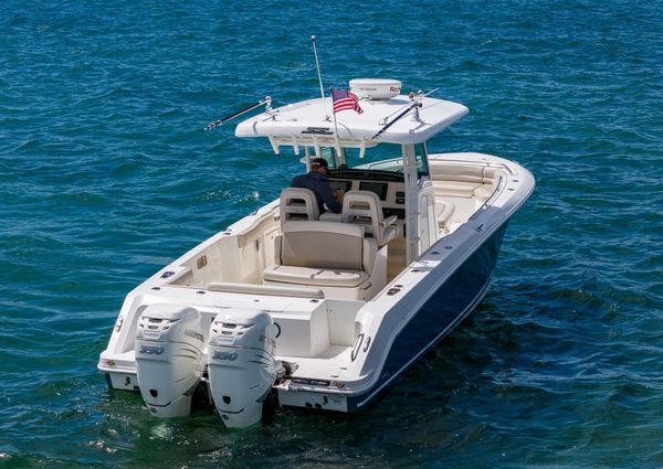 Boston Whaler 330 Outrage image