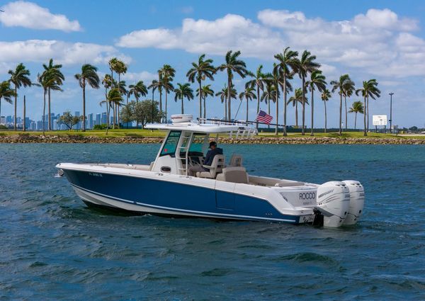 Boston Whaler 330 Outrage image