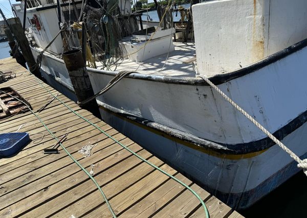 Commercial SHRIMP-FREEZER-TRAWLER image