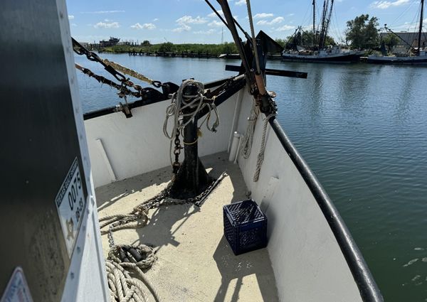 Commercial SHRIMP-FREEZER-TRAWLER image