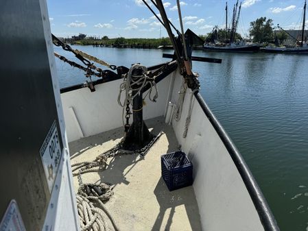 Commercial SHRIMP-FREEZER-TRAWLER image