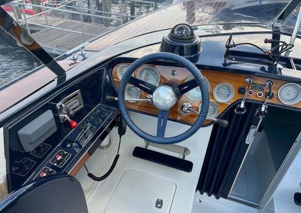 Riva 310 image