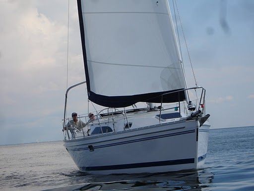 Catalina 355 - main image