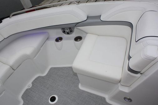 Formula 270 Bowrider image