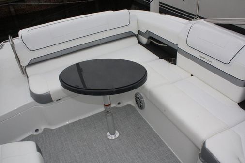 Formula 270 Bowrider image
