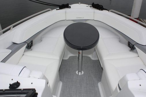 Formula 270 Bowrider image