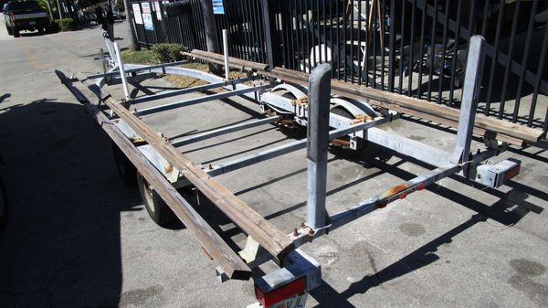 Load Rite Pontoon Trailer