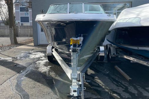 Robalo R207 Dual Console image
