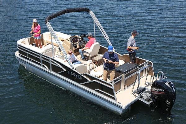 Lund ZX230 Pontoon FC - main image